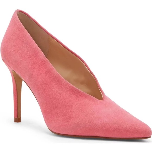 Vince Camuto Shoes - Vince Camuto pink Suede Ankia Pump heels 7.5 EUC perfect pop of color for fall!
